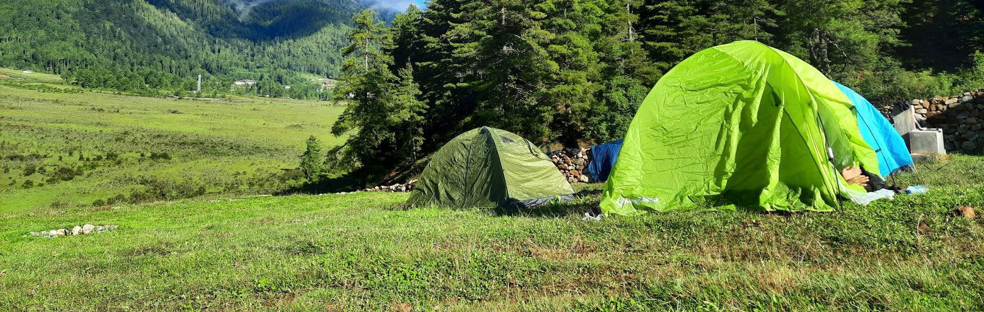 Camping-Verkaufsladen -Camping-Verkaufsladen pexels yeshilhendup507 13390818